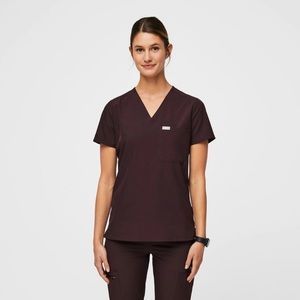 NWT Figs ‘Dark Fig’ Catarina Scrub Top